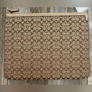 Coach Signature Tablet Sleeve Khaki/Metallic NEW